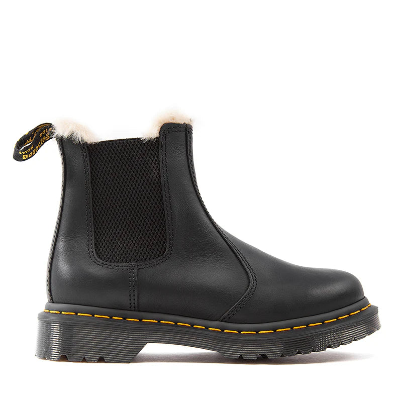 DR MARTENS