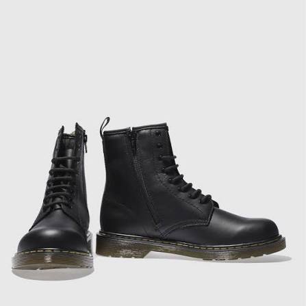 DR MARTENS