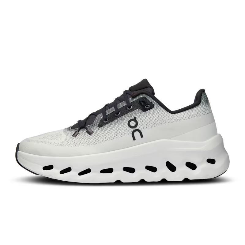 Cloudtilt Black | Ivory